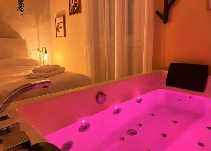 Luxury Center With Jacuzzi Colosseo - San Giovanni Appartement